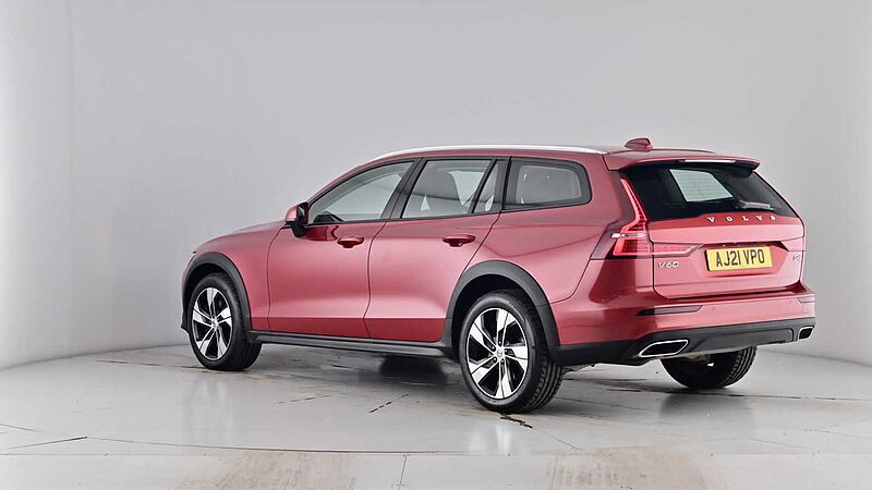 Volvo V60 B4 Cross Country Pro B4 AWD mild hybrid Keyless Heated Seats Rear Camera