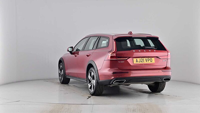 Volvo V60 B4 Cross Country Pro B4 AWD mild hybrid Keyless Heated Seats Rear Camera