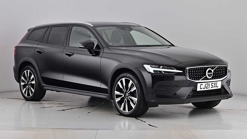Volvo V60 Cross Country B5 AWD mild hybrid Panoramic Sunroof Adaptive Cruise 360 Camera 19' Alloys