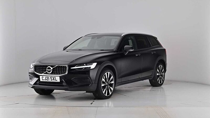 Volvo V60 Cross Country B5 AWD mild hybrid Panoramic Sunroof Adaptive Cruise 360 Camera 19' Alloys