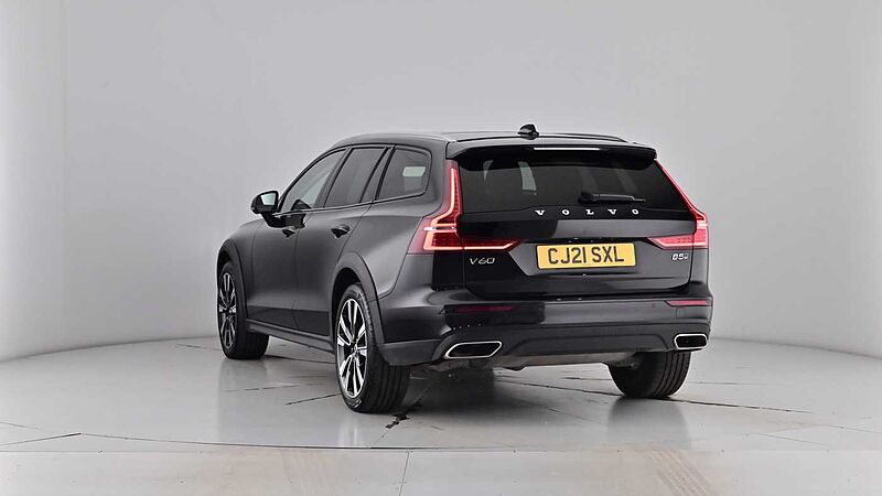 Volvo V60 Cross Country B5 AWD mild hybrid Panoramic Sunroof Adaptive Cruise 360 Camera 19' Alloys