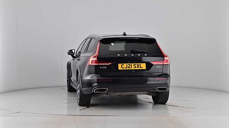 Volvo V60 Cross Country B5 AWD mild hybrid Panoramic Sunroof Adaptive Cruise 360 Camera 19' Alloys