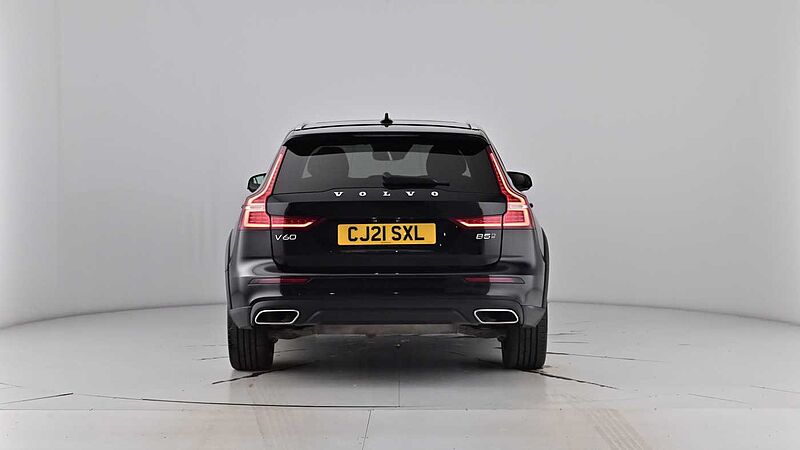 Volvo V60 Cross Country B5 AWD mild hybrid Panoramic Sunroof Adaptive Cruise 360 Camera 19' Alloys