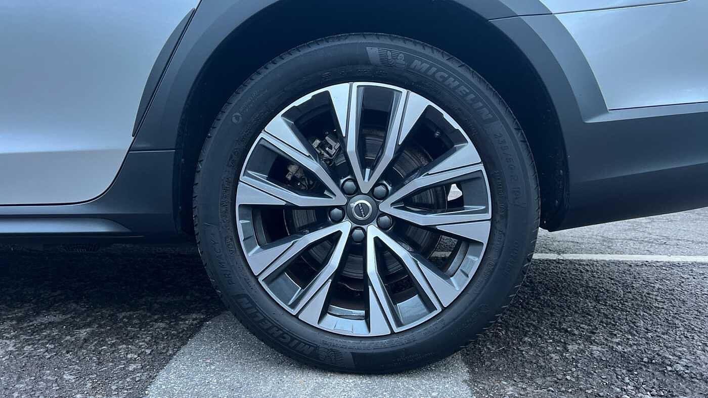 Volvo V90 Cross Country, B5 AWD mild hybrid