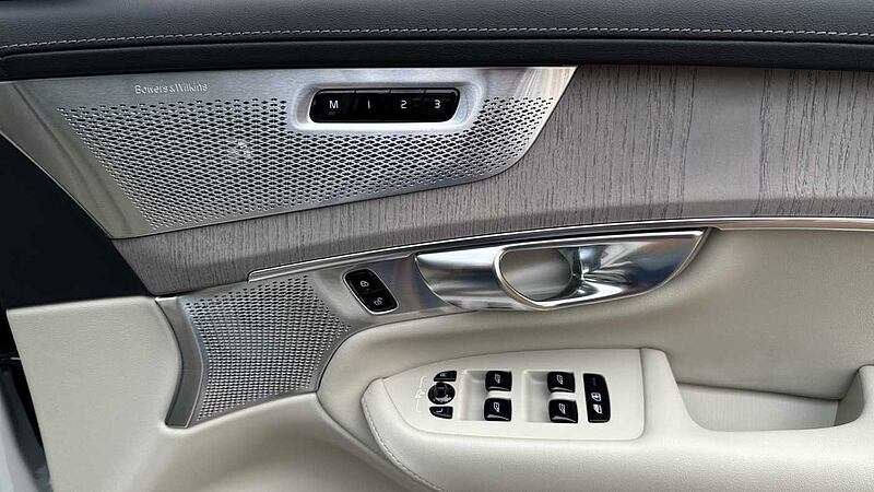 Volvo XC90 Ultra, T8 AWD Plug-in hybrid, Electric/Petrol, Bright, (Front Sear Massage)