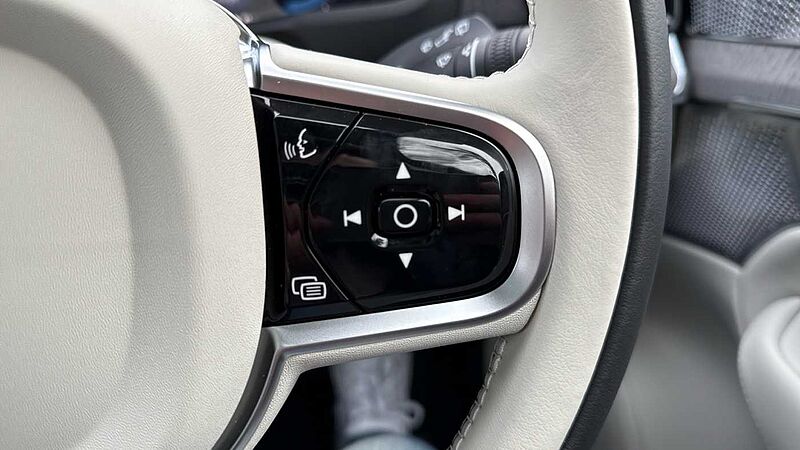 Volvo XC90 Ultra, T8 AWD Plug-in hybrid, Electric/Petrol, Bright, (Front Sear Massage)
