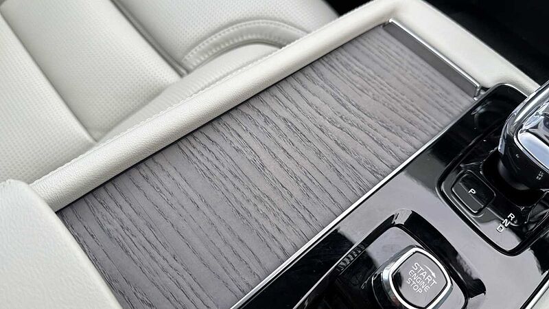 Volvo XC90 Ultra, T8 AWD Plug-in hybrid, Electric/Petrol, Bright, (Front Sear Massage)