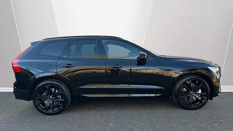 Volvo XC60 Black Edition Ultra, T8 AWD Plug-in hybrid, Electric/Petrol (Front Massage)