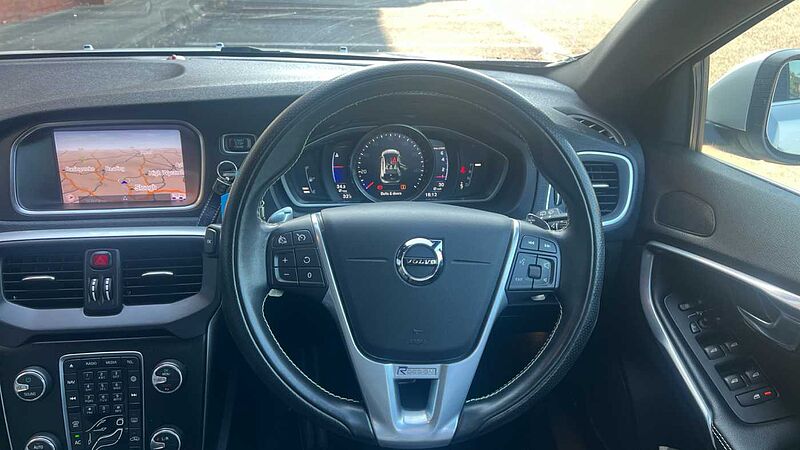 Volvo V40 T3 R-Design Pro Automatic