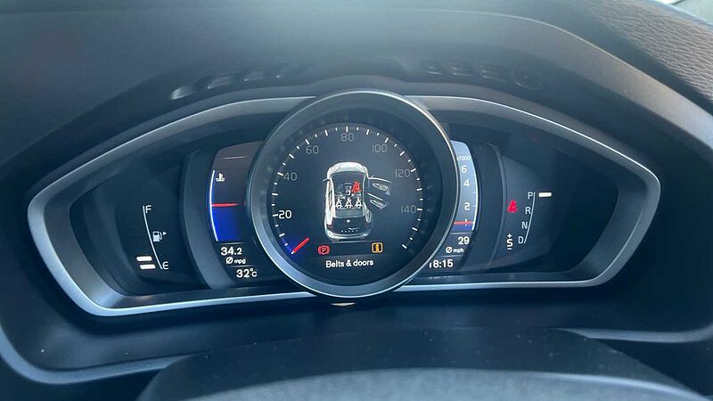 Volvo V40 T3 R-Design Pro Automatic
