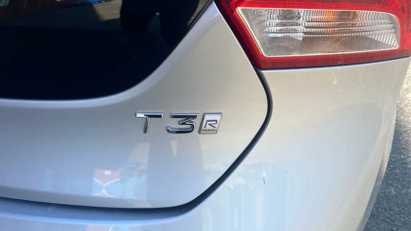 Volvo V40 T3 R-Design Pro Automatic