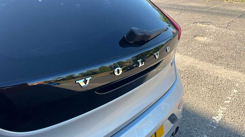 Volvo V40 T3 R-Design Pro Automatic