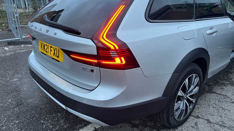 Volvo V90 Cross Country, B5 AWD mild hybrid