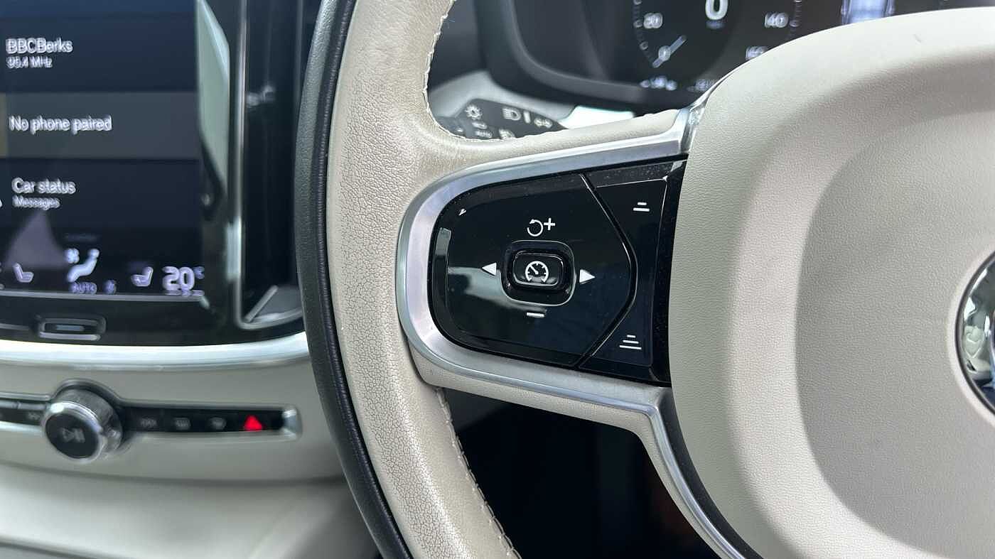 Volvo S60 Inscription, B5 mild hybrid