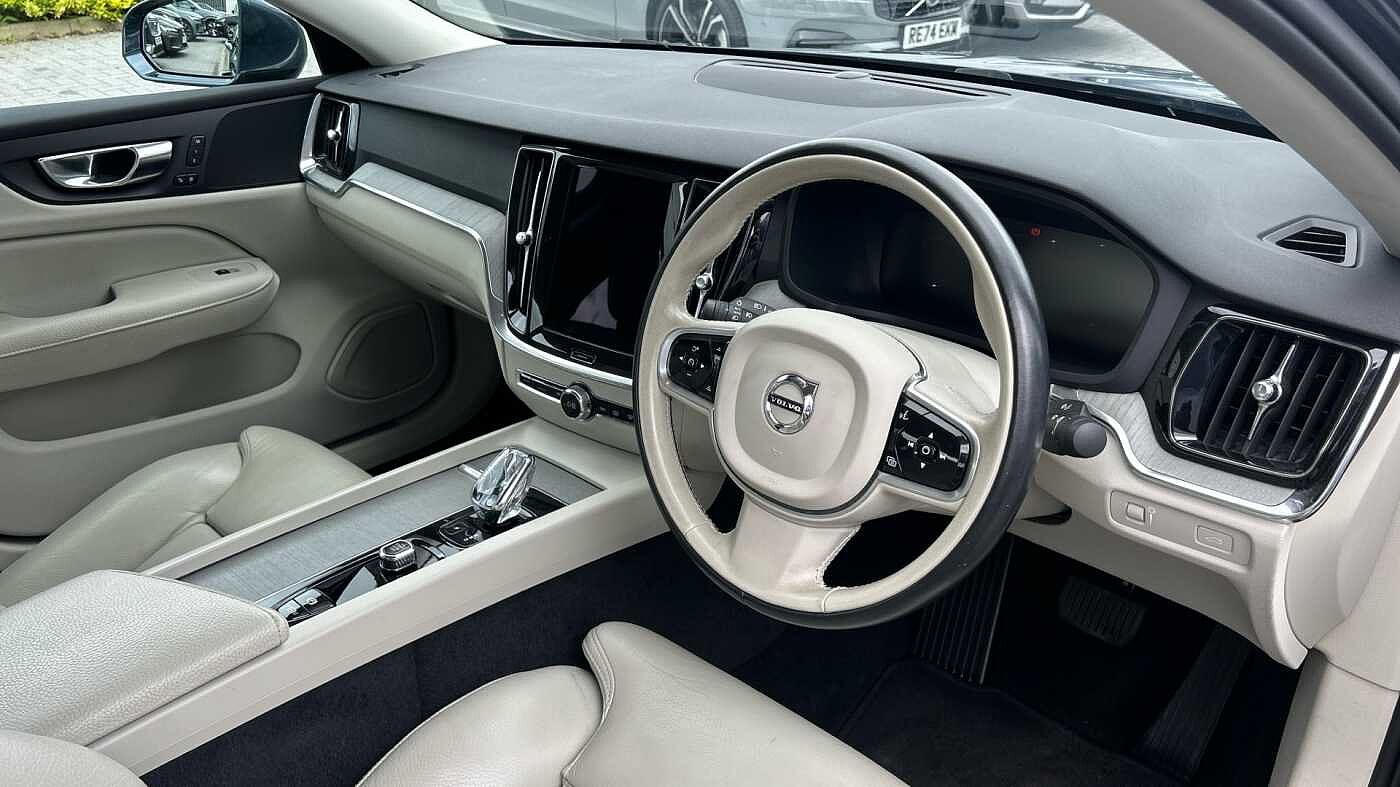 Volvo S60 Inscription, B5 mild hybrid