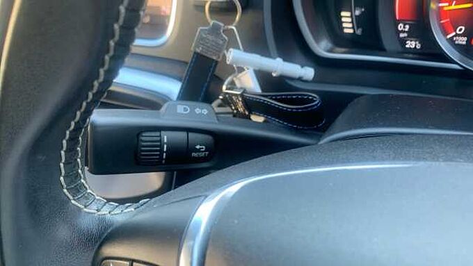 Volvo V40 T3 R-Design Pro Manual