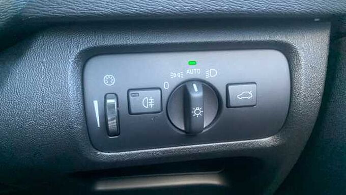 Volvo V40 T3 R-Design Pro Manual