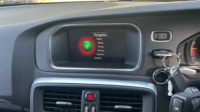 Volvo V40 T3 R-Design Pro Automatic