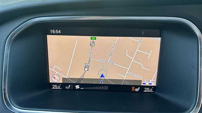 Volvo V40 T3 R-Design Pro Automatic