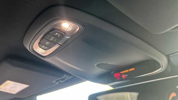 Volvo V40 T3 R-Design Pro Automatic