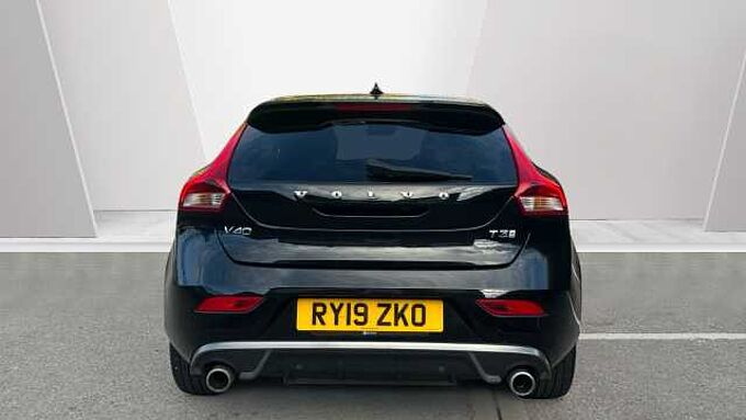 Volvo V40 T3 R-Design Pro Automatic