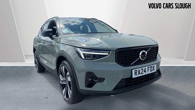 Volvo XC40 Ultra, B4 Mild hybrid, Petrol, Dark (20' Alloys)