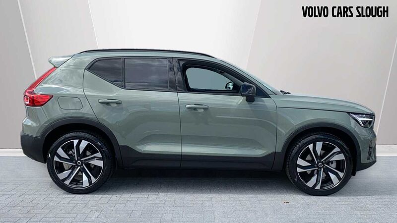 Volvo XC40 Ultra, B4 Mild hybrid, Petrol, Dark (20' Alloys)