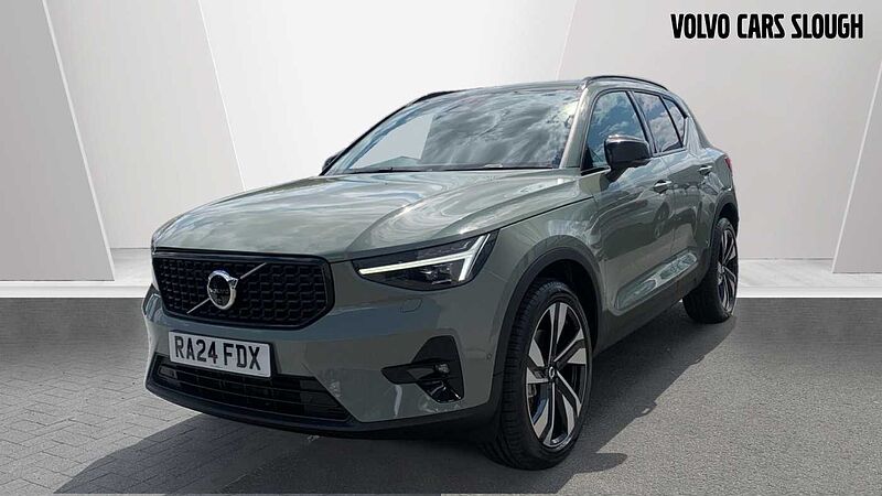 Volvo XC40 Ultra, B4 Mild hybrid, Petrol, Dark (20' Alloys)