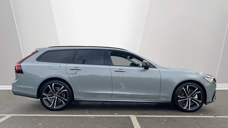 Volvo V90 Ultra, T8 AWD Plug-in hybrid, Electric/Petrol, Dark