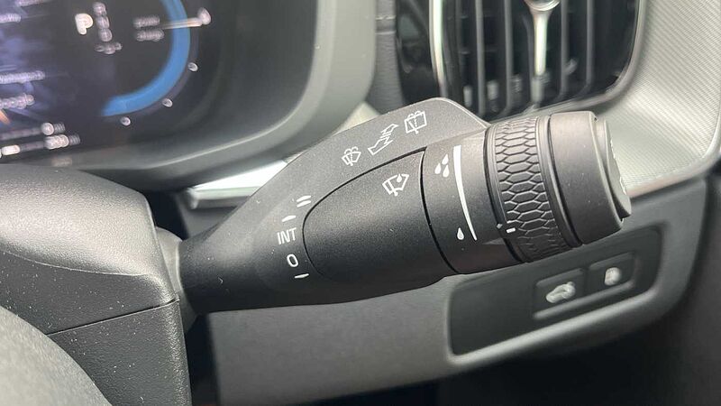 Volvo XC60 Black Edition Ultra, T8 AWD Plug-in hybrid, Electric/Petrol