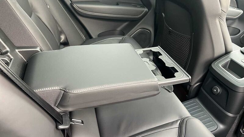 Volvo XC60 Black Edition Ultra, T8 AWD Plug-in hybrid, Electric/Petrol