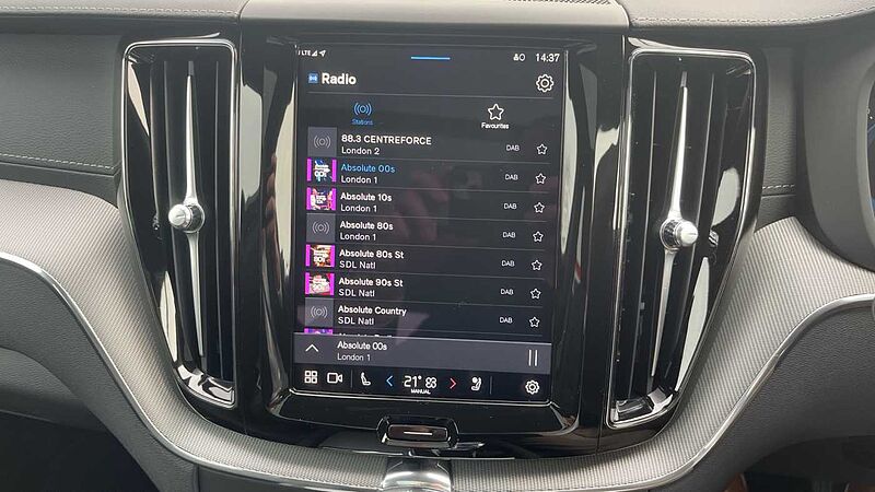 Volvo XC60 Black Edition Ultra, T8 AWD Plug-in hybrid, Electric/Petrol