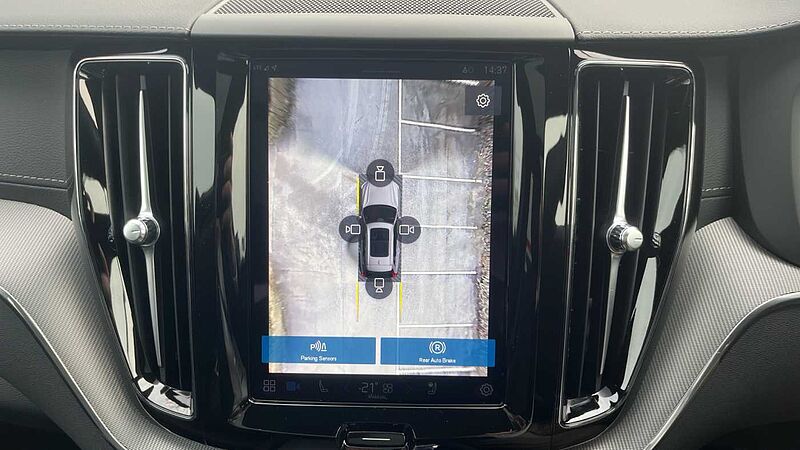 Volvo XC60 Black Edition Ultra, T8 AWD Plug-in hybrid, Electric/Petrol