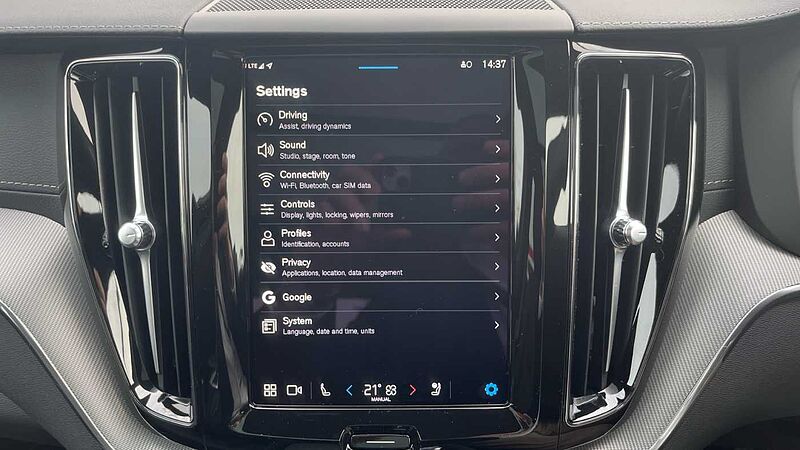 Volvo XC60 Black Edition Ultra, T8 AWD Plug-in hybrid, Electric/Petrol