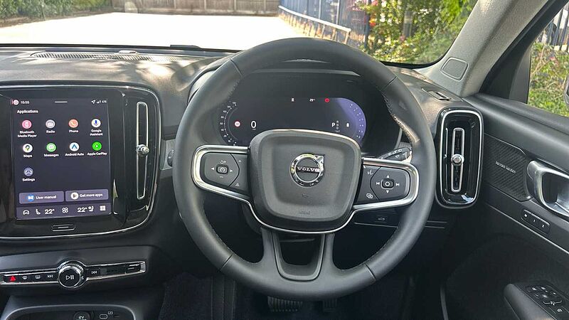 Volvo XC40 Ultra, B3 Mild hybrid, Petrol, Dark