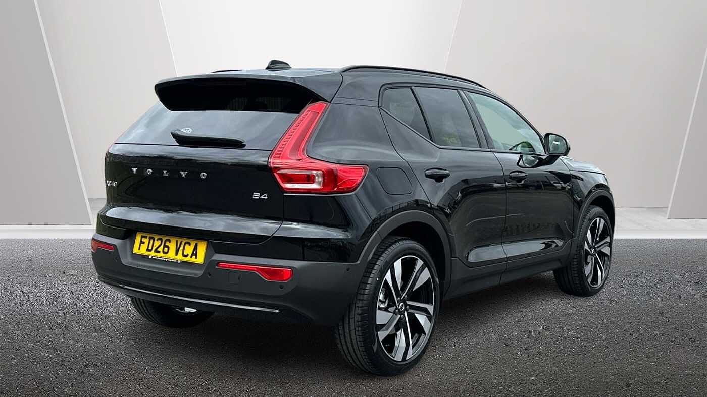 Volvo XC40 Ultra, B4 Mild hybrid, Petrol, Dark ( Blond Leather )