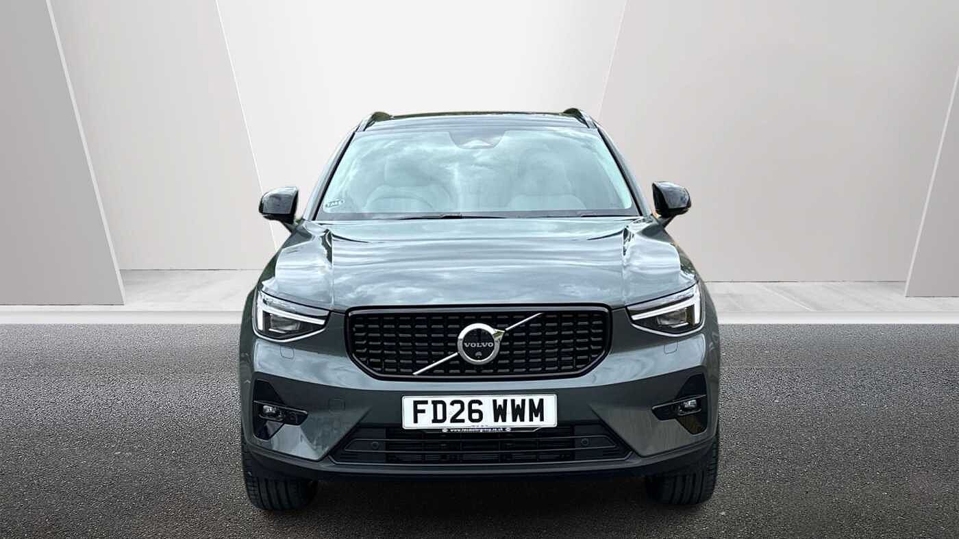 Volvo XC40 Ultra, B4 Mild hybrid, Petrol, Dark ( Blond Leather )