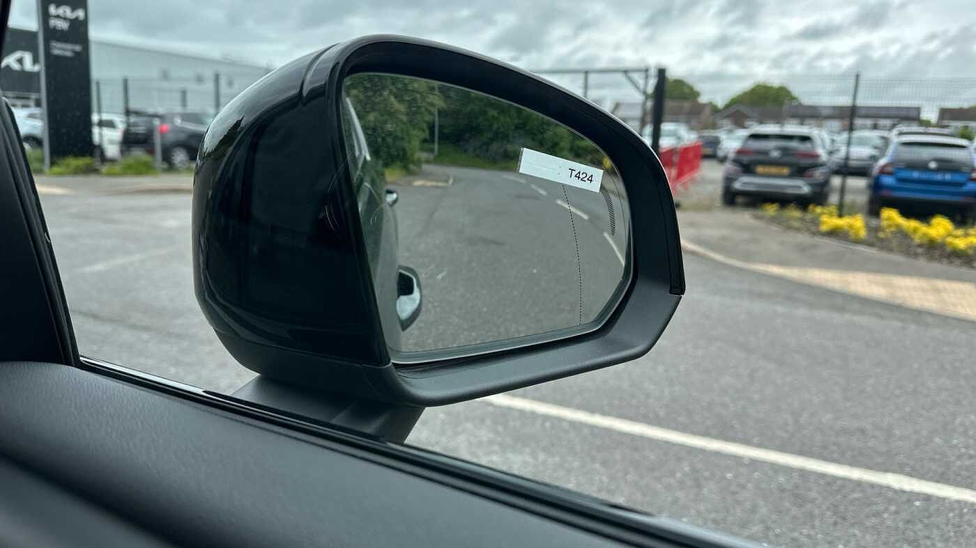 Volvo XC40 Ultra, B4 Mild hybrid, Petrol, Dark ( Forest Lake )