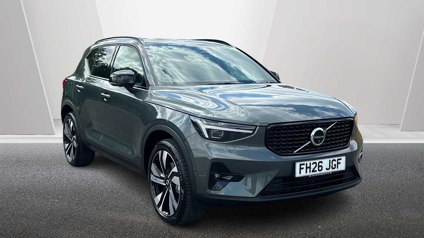 Volvo XC40 Ultra, B4 Mild hybrid, Petrol, Dark ( £47,000 New )