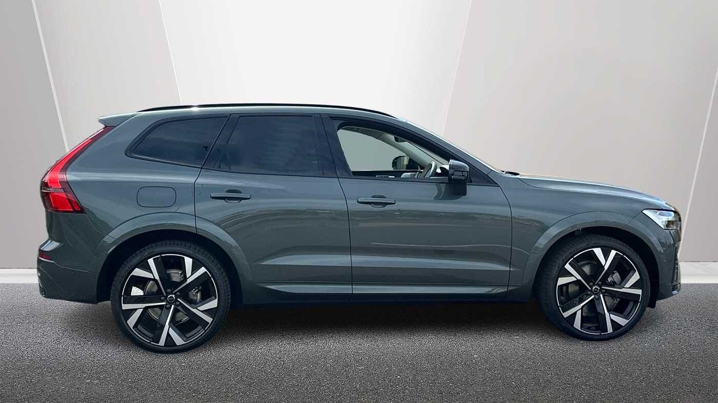 Volvo XC60 Ultra, T8 AWD Plug-in hybrid, Electric/Petrol, Dark