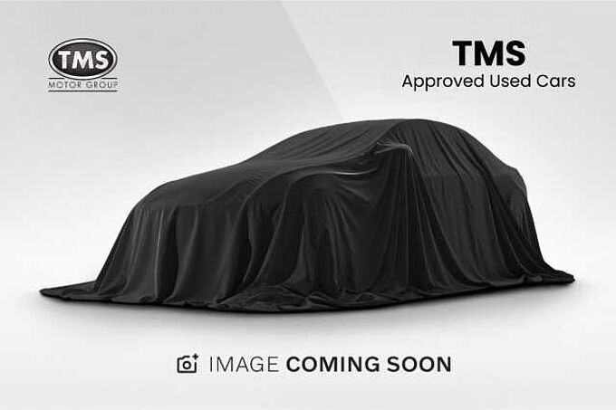 Volvo XC40 Black Edition Ultra, B3 Mild hybrid ( Saving On New! )