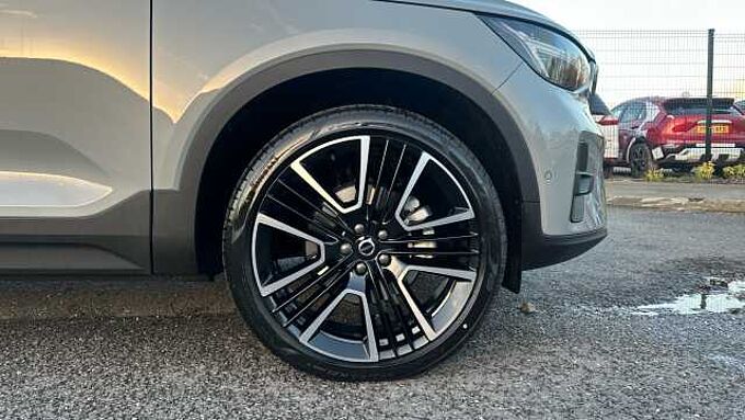 Volvo XC40 Ultra, B4 Mild hybrid, Petrol, Bright ( 360° camera )