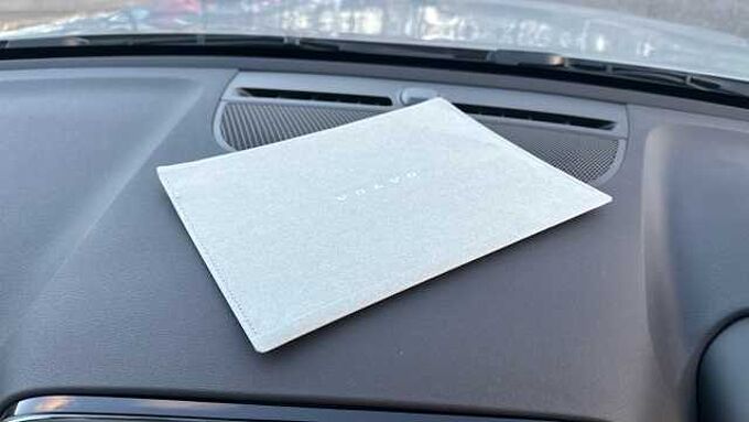 Volvo XC40 Ultra, B4 Mild hybrid, Petrol, Bright ( 360° camera )