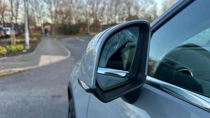 Volvo XC40 Ultra, B4 Mild hybrid, Petrol, Bright ( 360° camera )