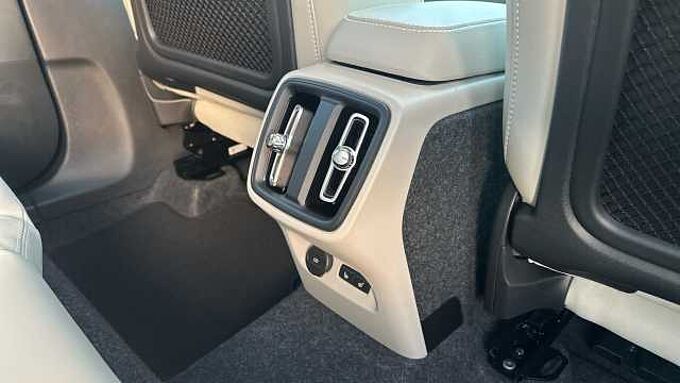 Volvo XC40 Ultra, B4 Mild hybrid, Petrol, Bright ( 360° camera )