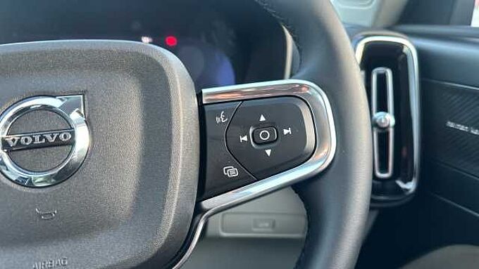Volvo XC40 Ultra, B4 Mild hybrid, Petrol, Bright ( 360° camera )