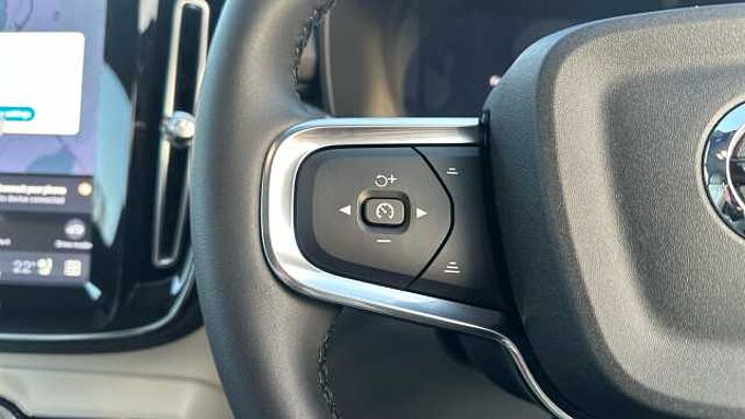 Volvo XC40 Ultra, B4 Mild hybrid, Petrol, Bright ( 360° camera )