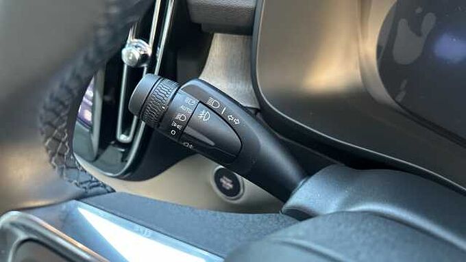 Volvo XC40 Ultra, B4 Mild hybrid, Petrol, Bright ( 360° camera )
