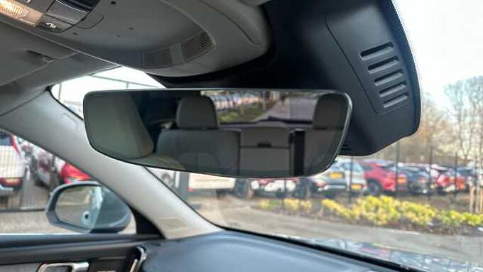 Volvo XC40 Ultra, B4 Mild hybrid, Petrol, Bright ( 360° camera )