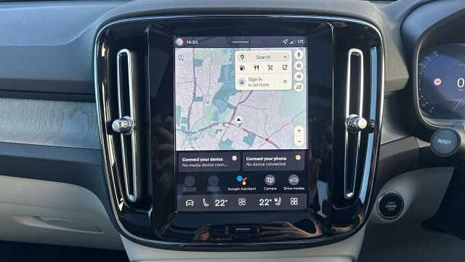 Volvo XC40 Ultra, B4 Mild hybrid, Petrol, Bright ( Apple CarPlay )